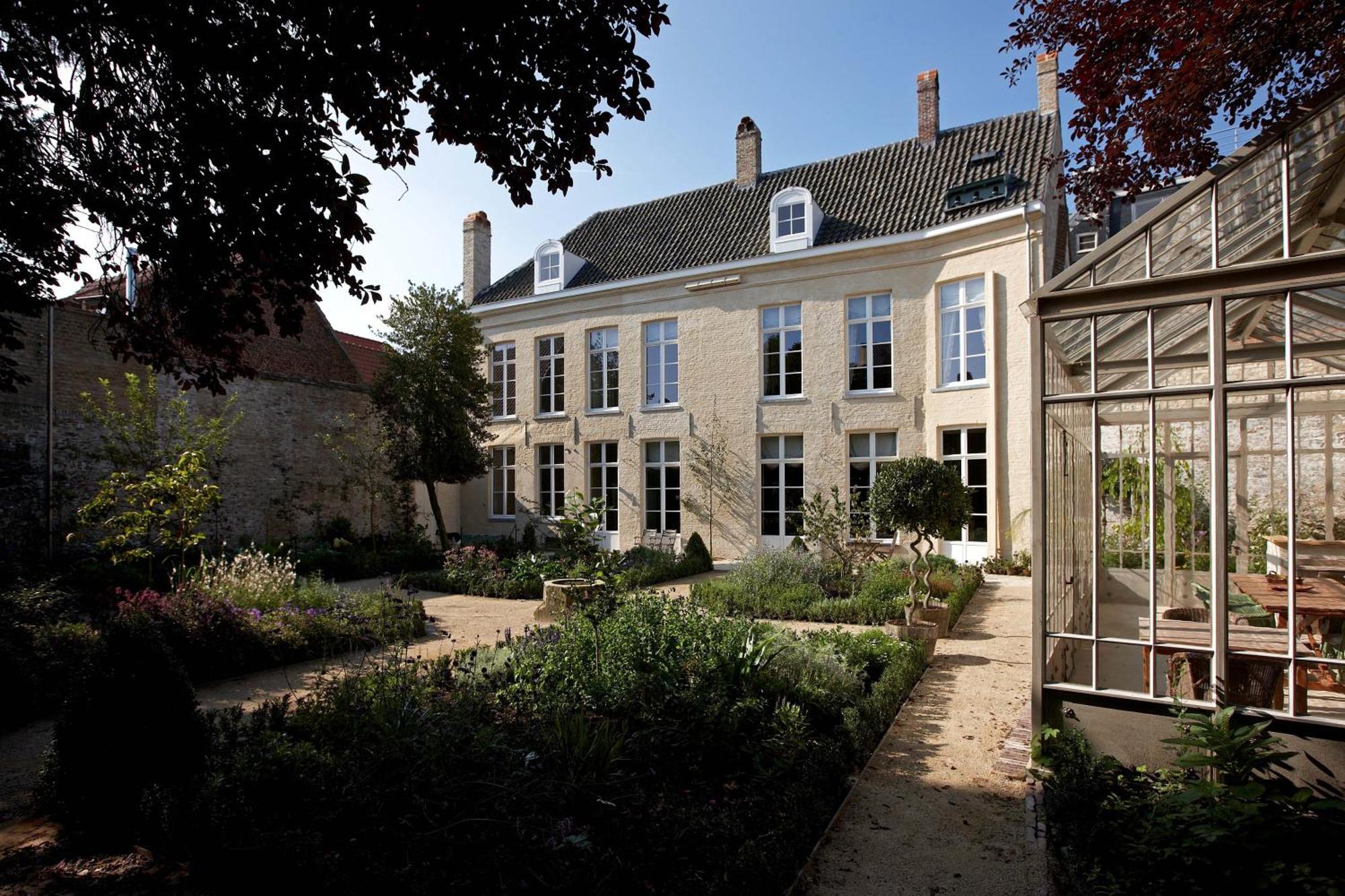 De Corenbloem Luxury Bed & Breakfast